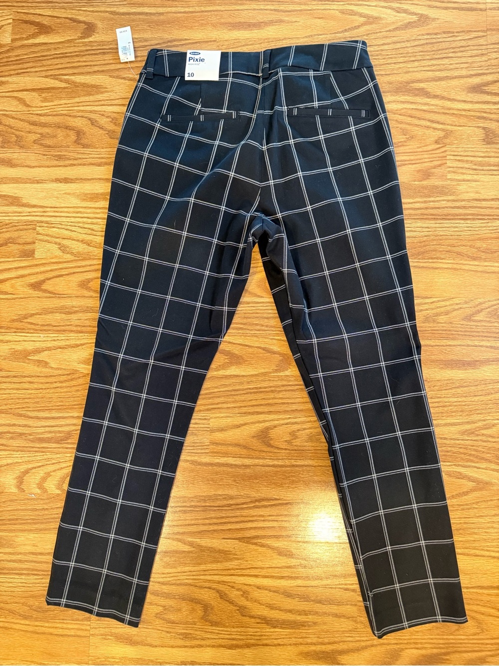 Old Navy Black Windowpane pixie - Picture 2 of 4